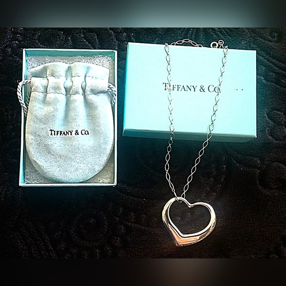 Tiffany & CO Open Heart Necklace